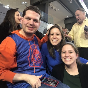 Hannah and Valerie Deutsch